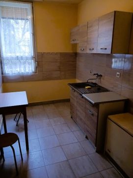 Kiadó Lakás 2500 Esztergom 