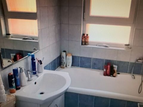 Kiadó Lakás 7400 Kaposvár 