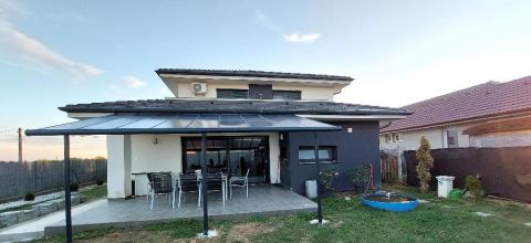 Eladó Ház 2465 Ráckeresztúr , 2465 Ráckeresztúr, Családi házas