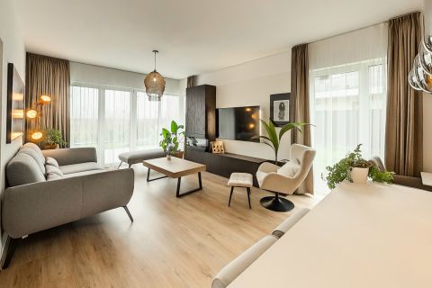 Eladó Lakás 2045 Törökbálint , Tükörhegyen-panorámás, kertes luxuslakás, 4 szobával, 2 gk 