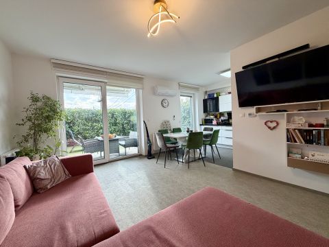 Eladó Lakás 8230 Balatonfüred , Társasházi környezet