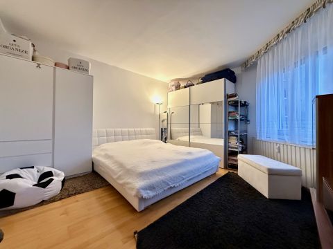 Eladó Lakás 1048 Budapest 4. kerület Kordován tér