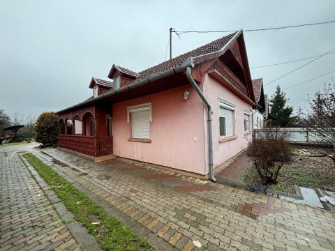 Eladó Ház 5630 Békés , 5630 Békés, belterület