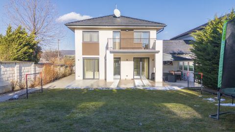 Eladó Ház 2045 Törökbálint 