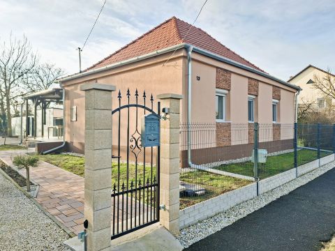 Eladó Ház 9324 Bogyoszló , József Attila 