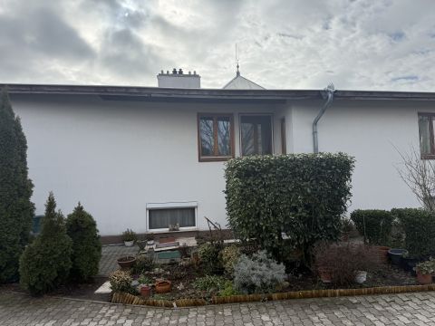 Eladó Lakás 2030 Érd iparos