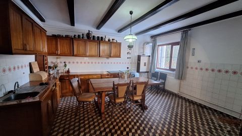 Eladó Ház 8183 Papkeszi , Papkeszi Központjában