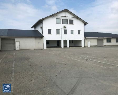 Kiadó Ipari 2310 Szigetszentmiklós , M0-ás közvetlen közelében !