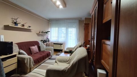 Eladó Lakás 9700 Szombathely , KISZ-en 2. emeleti lakás eladó!