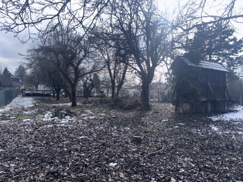 Eladó Ház 2060 Bicske Bicske, Felújítandó családi ház 