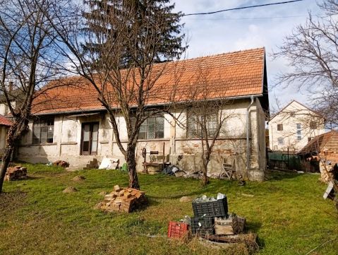 Eladó Ház 2525 Bajna 