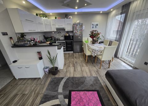 Eladó Ház 2119 Pécel 