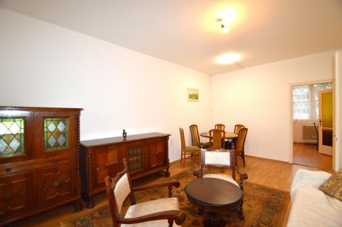 Kiadó Lakás 8200 Veszprém , Egry lakótelep