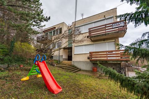 Eladó Lakás 1125 Budapest 12. kerület 