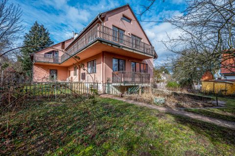 Eladó Ház 1028 Budapest 2. kerület 