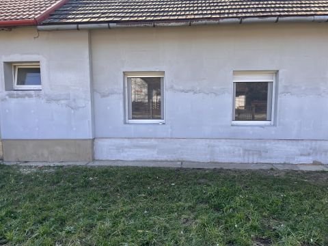 Eladó Lakás 9243 Várbalog , Hunyadi utca közelében