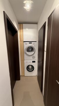 Eladó Lakás 6000 Kecskemét Fornetti előtt a sarkon