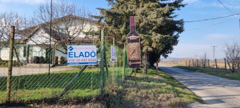 Eladó Ipari 8360 Keszthely , Keszthely, Kertváros