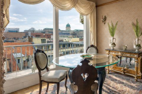 Eladó Lakás 1016 Budapest 1. kerület 