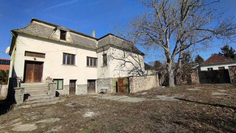 Eladó Ház 9734 Peresznye , Peresznye központjában