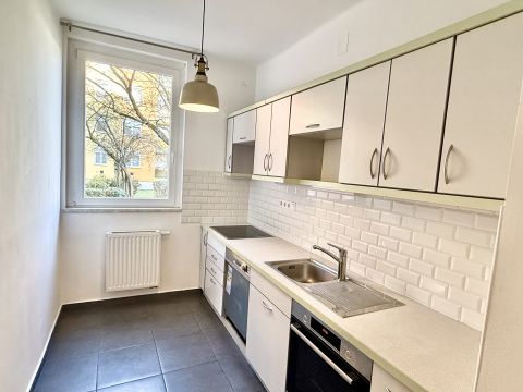 Kiadó Lakás 9700 Szombathely 