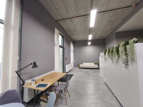 Eladó Üzlethelyiség 1102 Budapest 10. kerület 