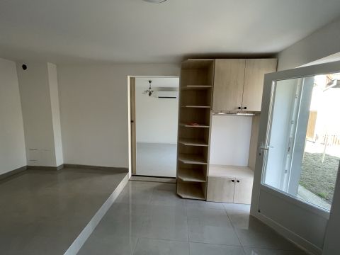 Eladó Ház 6000 Kecskemét Kis Lakás NAGY lehetőség