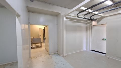 Eladó Tároló/Raktár 5000 Szolnok 