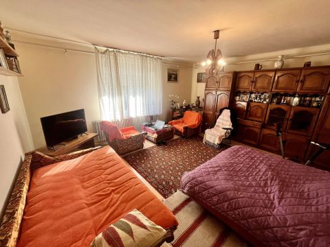 Eladó Ház 2750 Nagykőrös , Nyugodt utcában,önálló családi ház