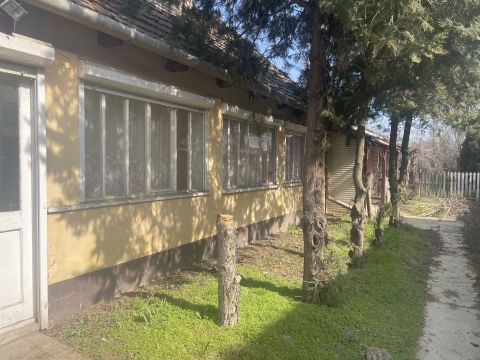 Eladó Ház 6346 Sükösd , csendes utcájában