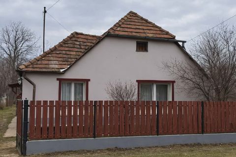Eladó Ház 2946 Csép 