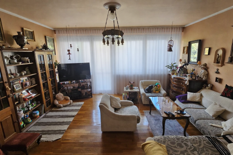 Eladó Ház 8200 Veszprém , Cholnokyváros részén