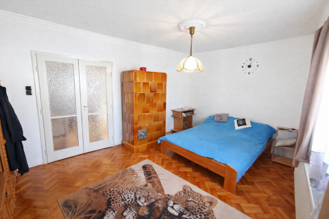 Eladó Ház 6000 Kecskemét Kecskeméten a Vacsiközben családi ház eladó! 