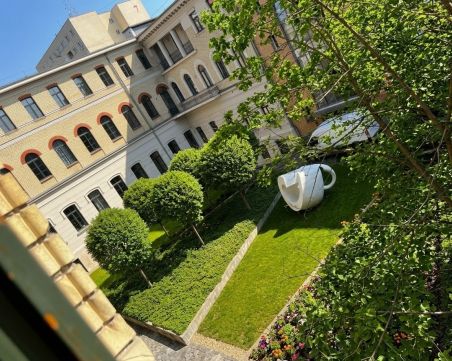 Kiadó Iroda 1033 Budapest 3. kerület , Flórián udvarban kiadó iroda