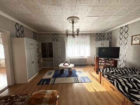 Eladó Ház 9244 Újrónafő Újrónafő Kossuth Lajos utca környéke 