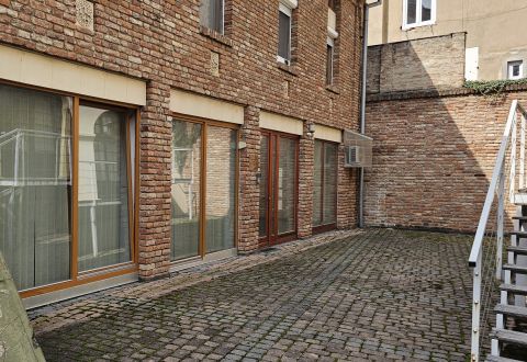 Eladó Iroda 7621 Pécs 