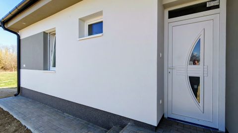 Eladó Ház 6000 Kecskemét , Alsószéktó