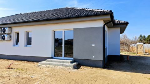 Eladó Ház 6000 Kecskemét Alsószéktó