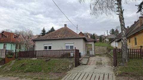 Eladó Ház 7090 Tamási 