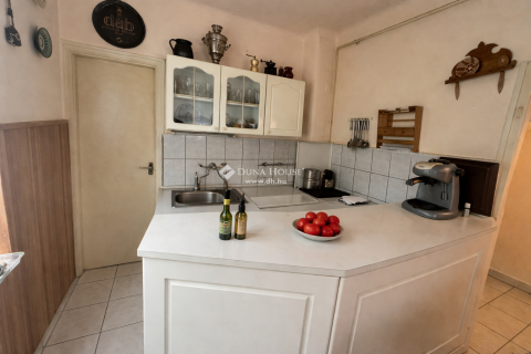 Eladó Ház 2030 Érd , Parkvárosban, Családi Ház Nagy Telekkel