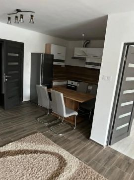 Kiadó Lakás 4200 Hajdúszoboszló , Szolfákalja utca közelében, nappali + 1 szobás lakás KIADÓ!