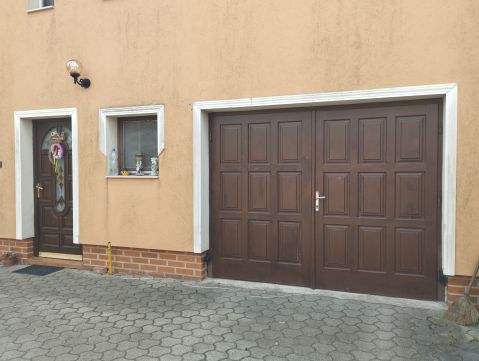 Eladó Ház 8000 Székesfehérvár Öreghegyen több lehetőséget rejtő ingatlan.