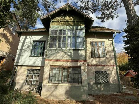 Eladó Lakás 1028 Budapest 2. kerület , Máriaremetei út 