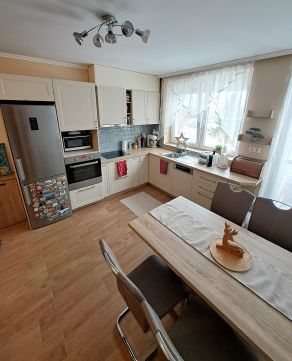 Eladó Lakás 9200 Mosonmagyaróvár Bartók Béla utca közelében