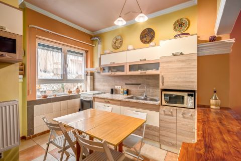 Eladó Ház 1185 Budapest 18. kerület , Eladó házrész a Béke tér közelében