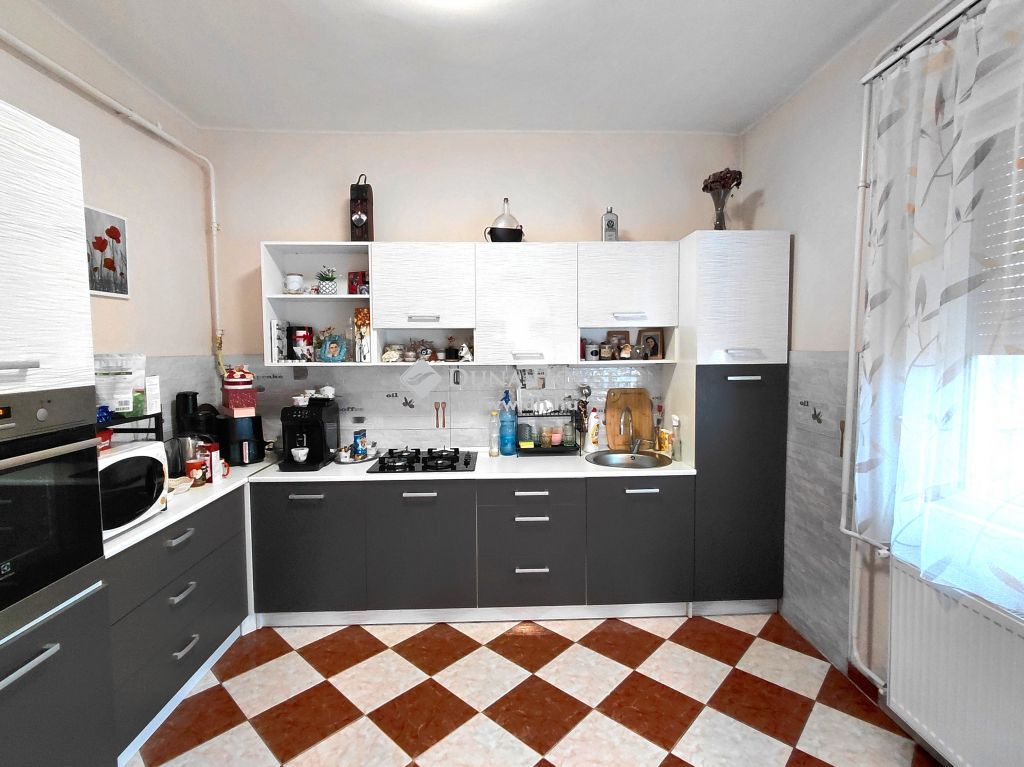 4030 Debrecen , Lencztelep — 1/27