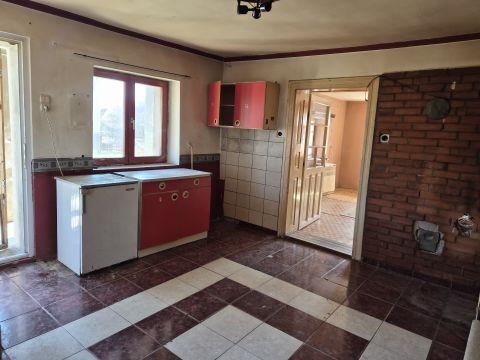 Eladó Ház 2114 Valkó 