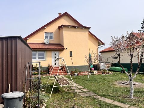 Eladó Ház 8175 Balatonfűzfő Munkácsy