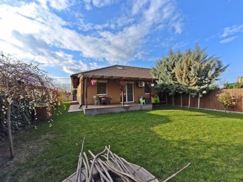 Eladó Ház 2314 Halásztelek 