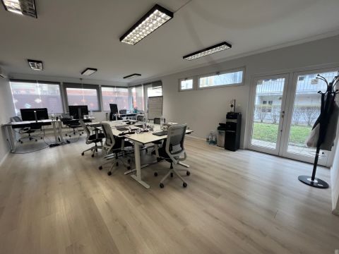 Kiadó Iroda 1062 Budapest 6. kerület , 6. kerület Diplomatanegyedben villaépületi iroda